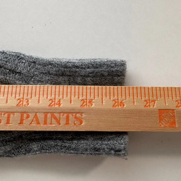 Abercrombie & Fitch Cardigan Womens Small Grey Ribbed Knit Button Front Cropped - Picture 6 of 7